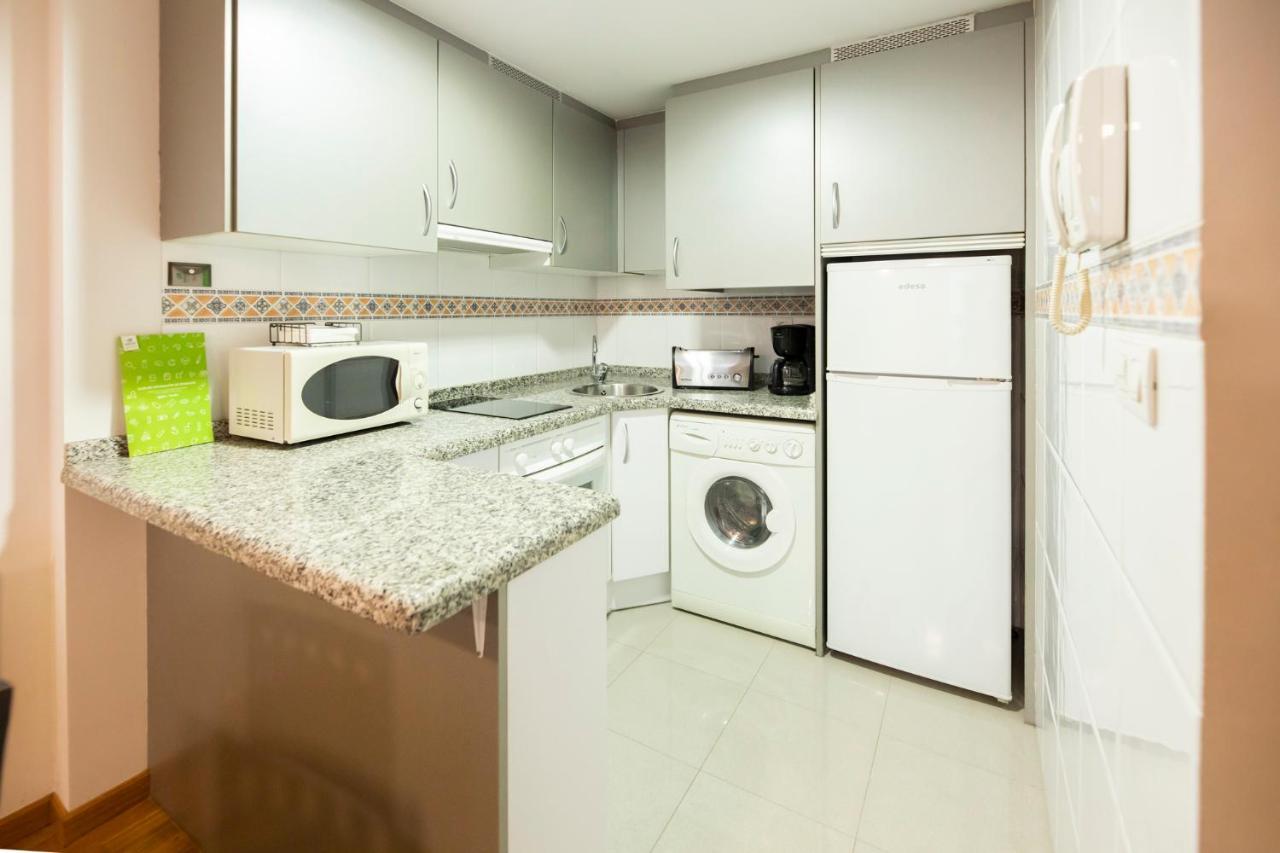 Apartamentos Cean Bermudez Хихон Екстериор снимка