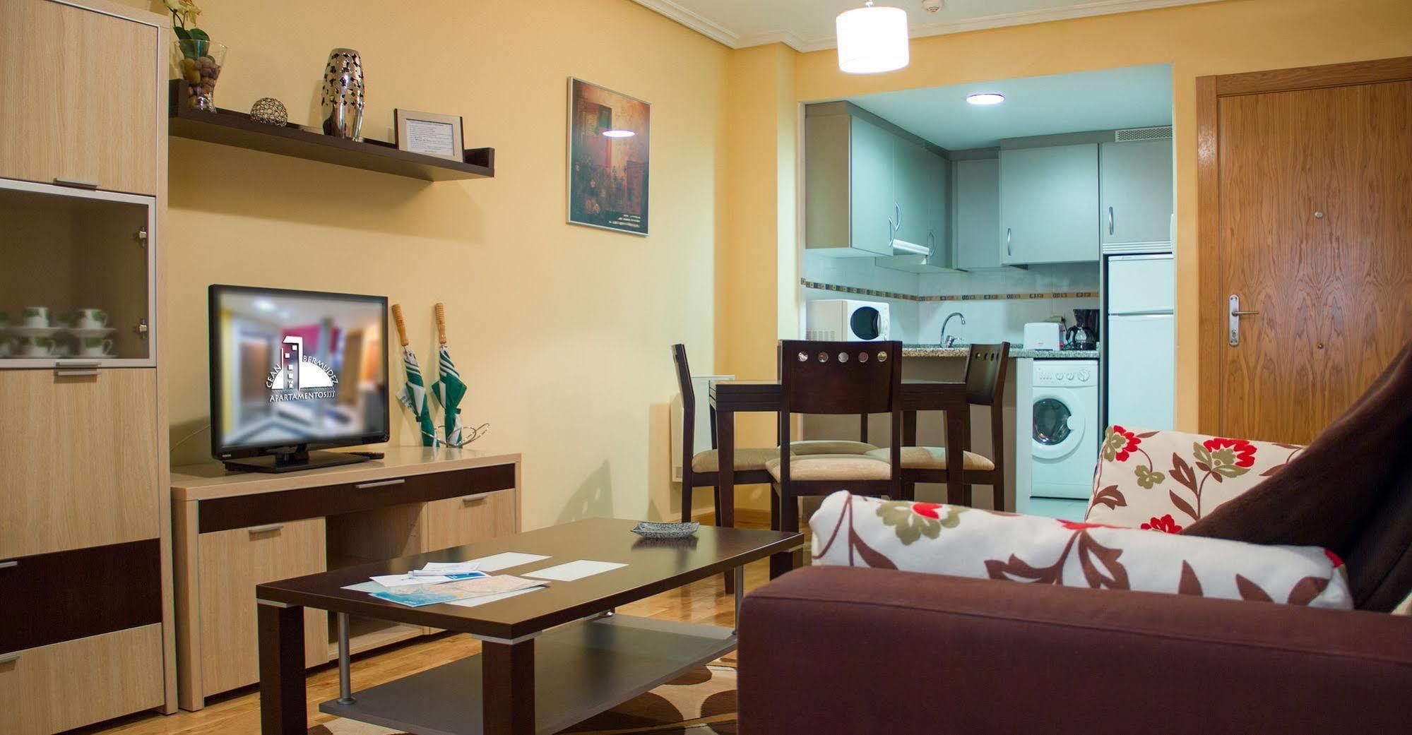 Apartamentos Cean Bermudez Хихон Екстериор снимка
