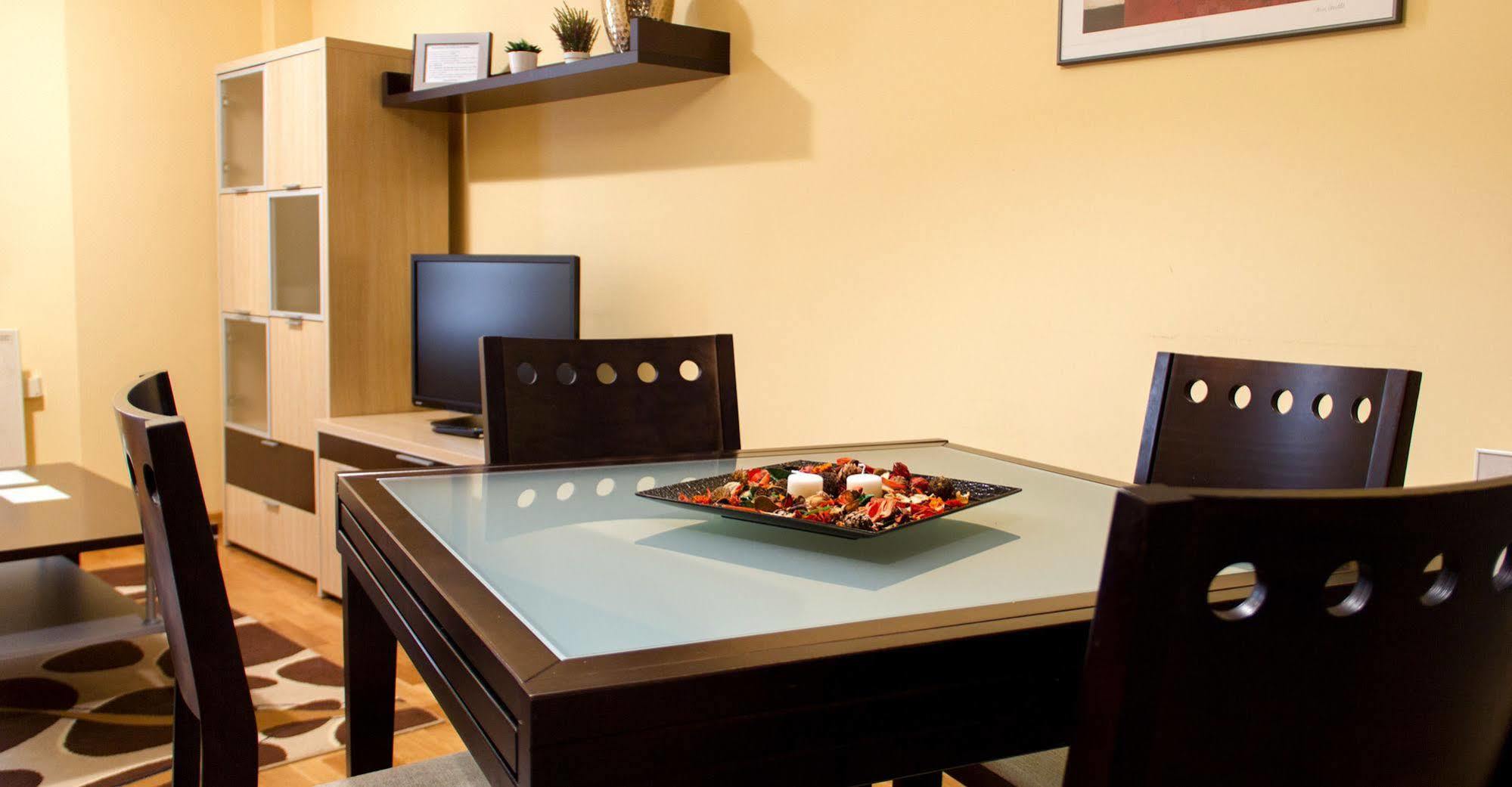 Apartamentos Cean Bermudez Хихон Екстериор снимка